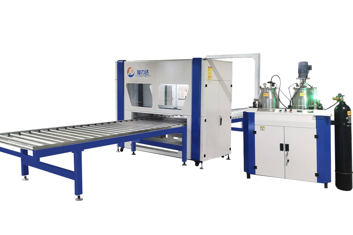 <strong>Fully Automatic Glue Spraying Machine</strong>