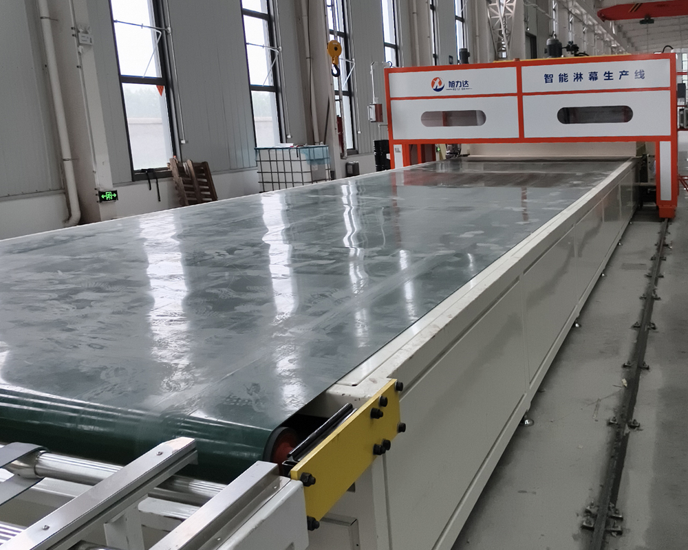 Differences between glue laminating machine and manual glue scraping for large panel lamination in refrigerated trucks and similar applications